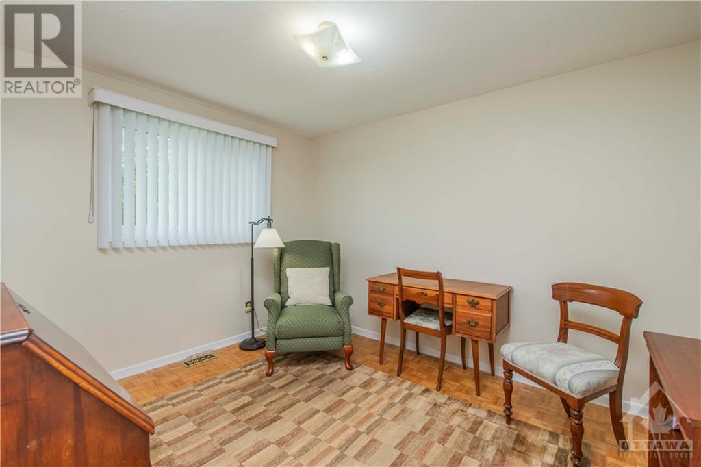 15 Onondaga Court, Ottawa, Ontario  K2E 5M7 - Photo 15 - 1339571
