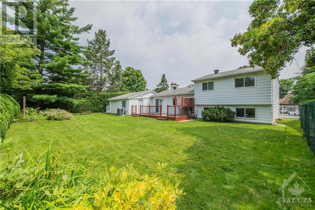 15 Onondaga Court, Ottawa, Ontario  K2E 5M7 - Photo 24 - 1339571