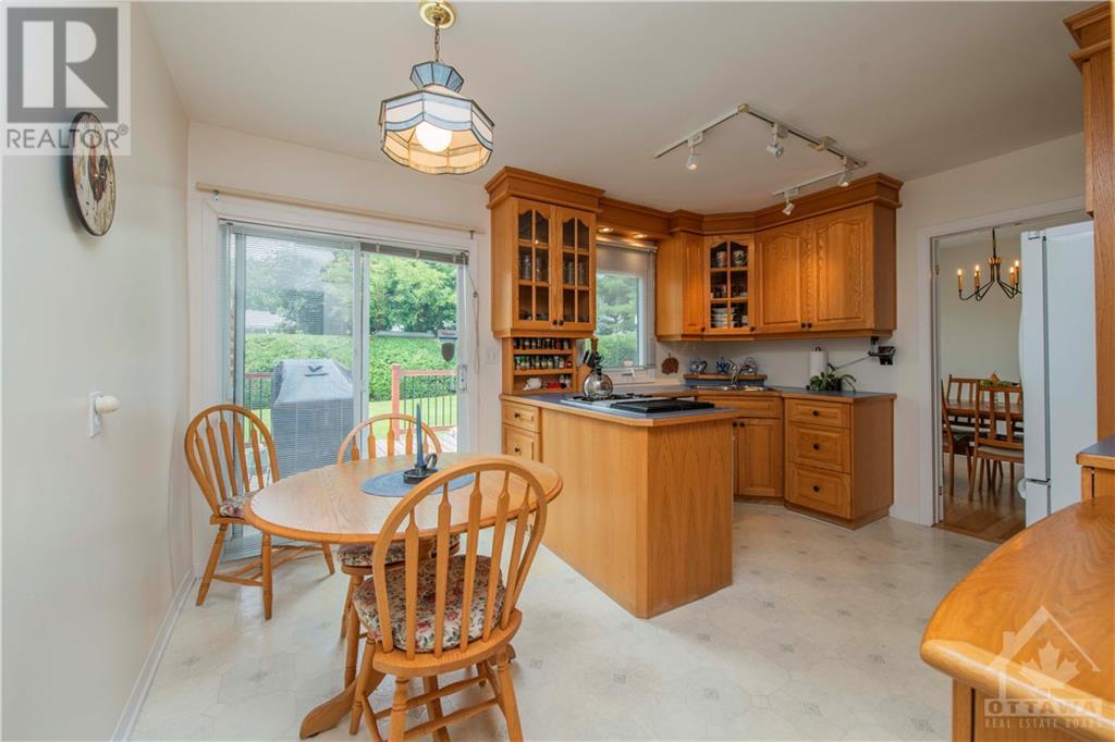 15 Onondaga Court, Ottawa, Ontario  K2E 5M7 - Photo 8 - 1339571