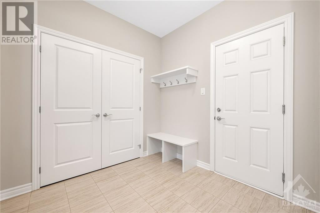 617 Enclave Lane, Rockland, Ontario  K4K 0M8 - Photo 12 - 1354948