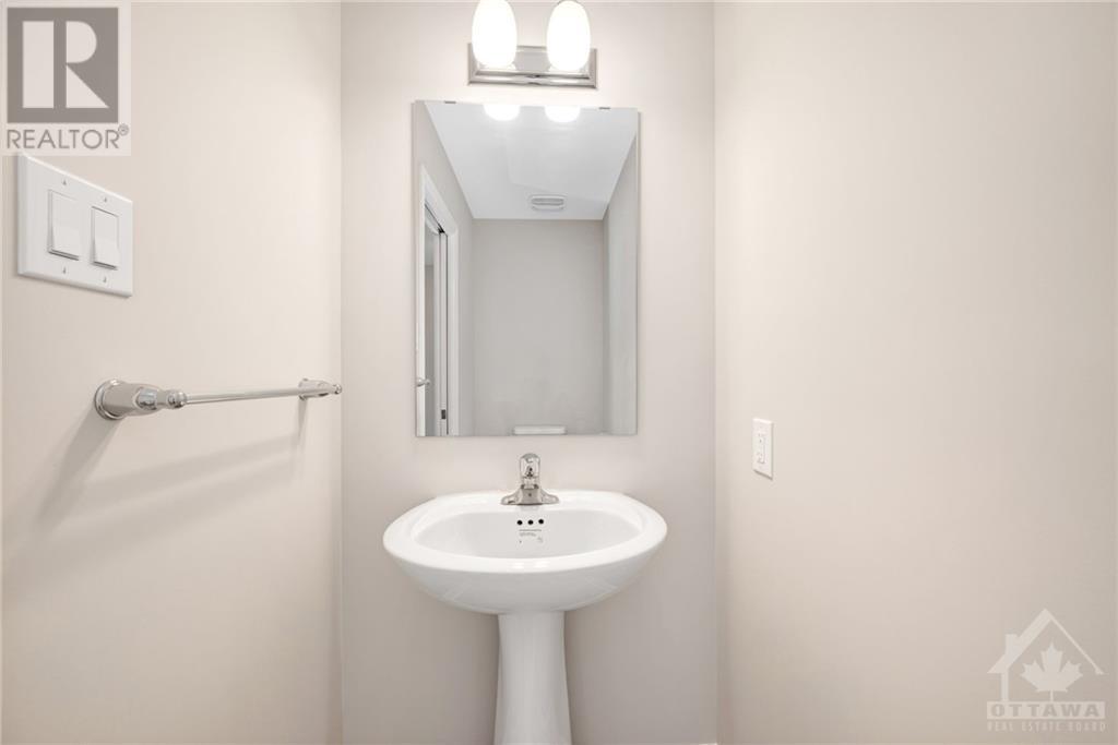 617 Enclave Lane, Rockland, Ontario  K4K 0M8 - Photo 13 - 1354948