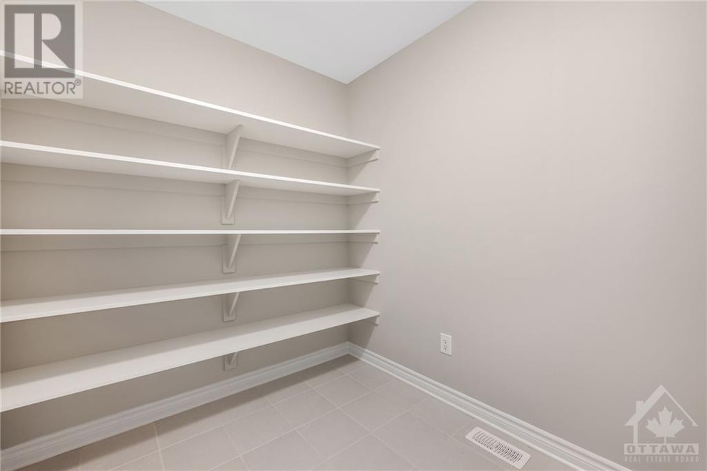 617 Enclave Lane, Rockland, Ontario  K4K 0M8 - Photo 28 - 1354948