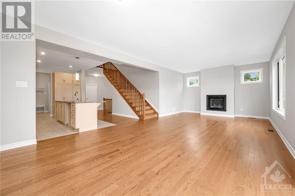 617 Enclave Lane, Rockland, Ontario  K4K 0M8 - Photo 5 - 1354948