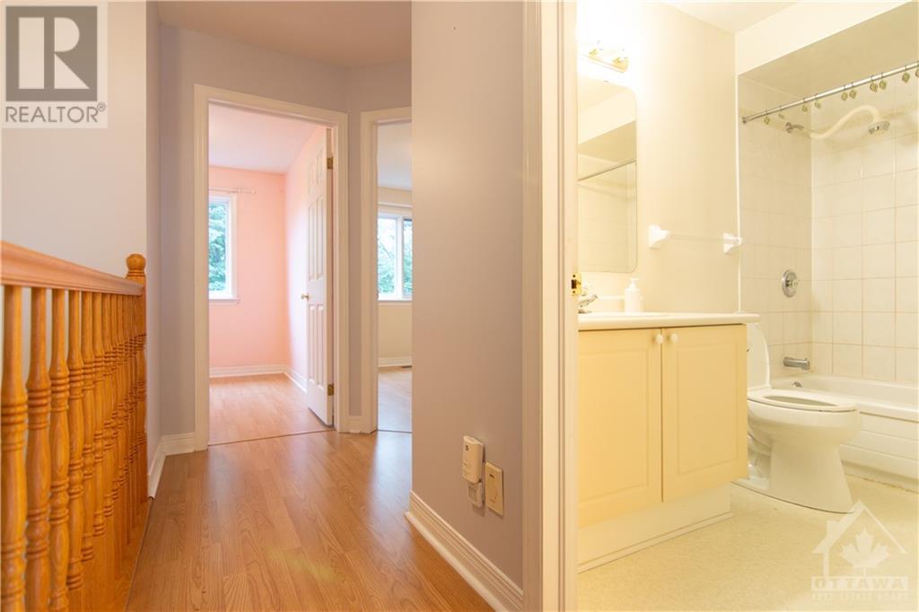 57 Locheland Crescent, Ottawa, Ontario  K2G 6H2 - Photo 14 - 1356234