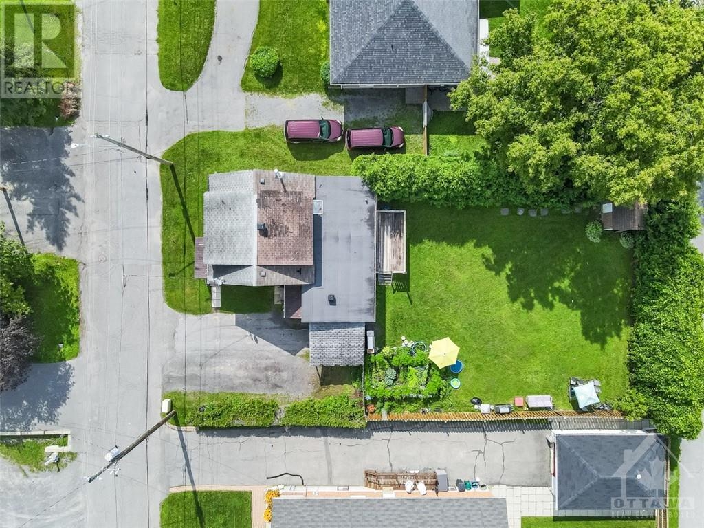 1132 St Pierre Street, Ottawa, Ontario  K1C 1L5 - Photo 4 - 1356339