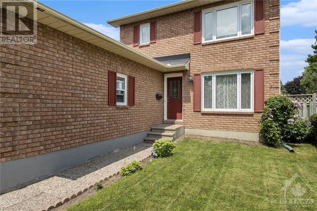 1665 Tache Way, Orleans, Ontario  K4A 2S3 - Photo 3 - 1353952