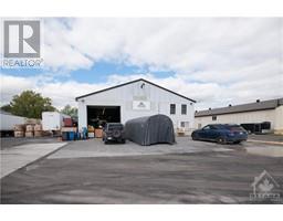 570 WALLRICH AVENUE, cornwall, Ontario