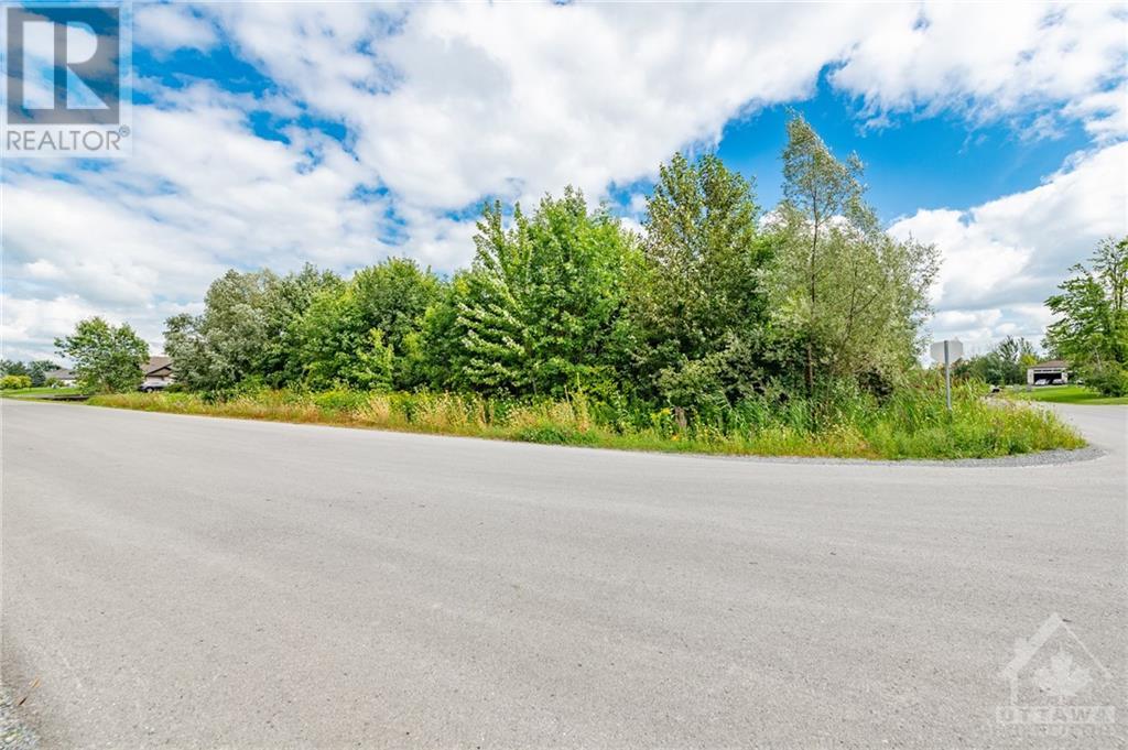 496 Tullamore Street, Ottawa, Ontario  K1X 0A4 - Photo 4 - 1356572