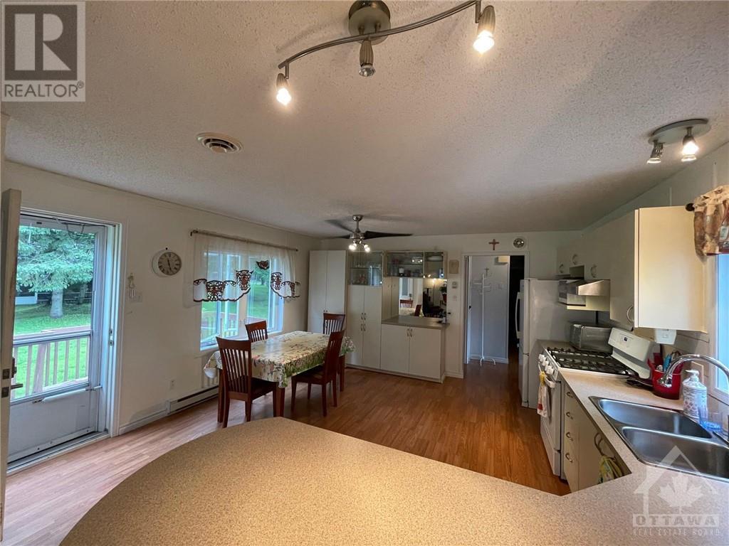 5279 County Rd 17 Road Unit#28, Alfred, Ontario  K0B 1A0 - Photo 10 - 1356657