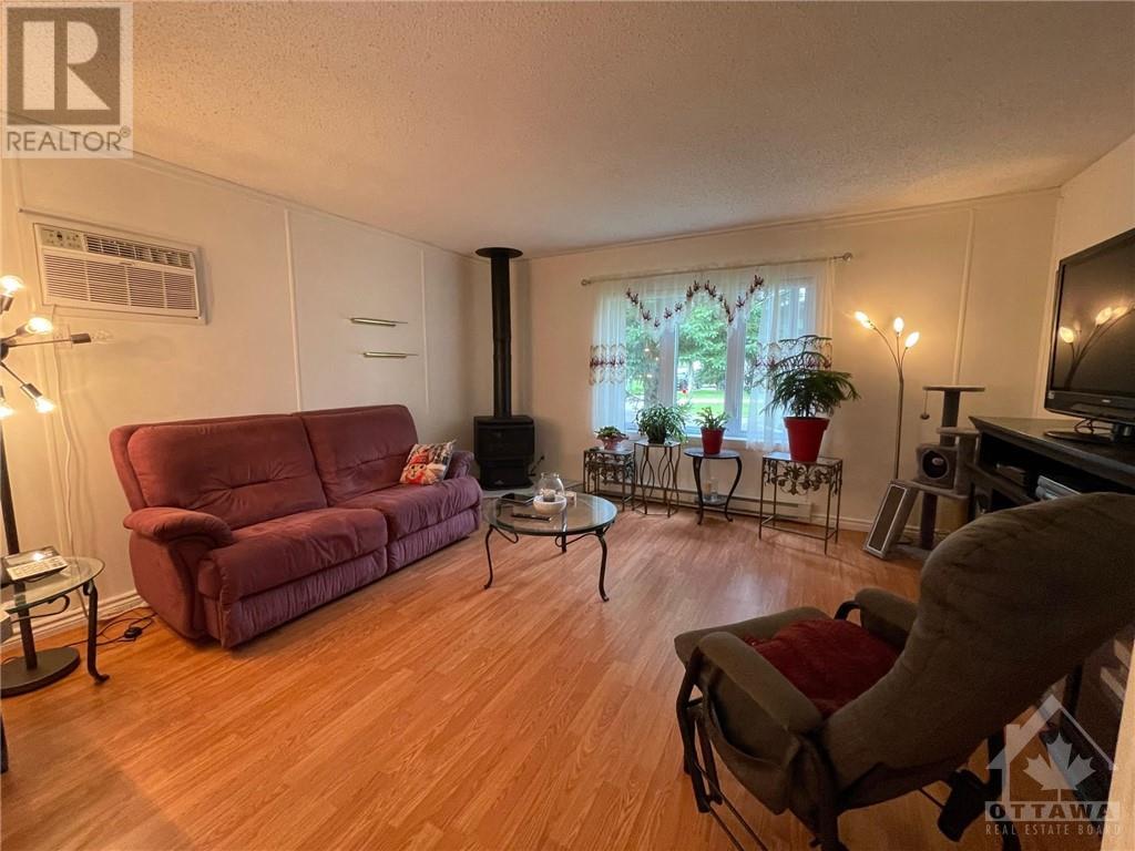 5279 County Rd 17 Road Unit#28, Alfred, Ontario  K0B 1A0 - Photo 7 - 1356657