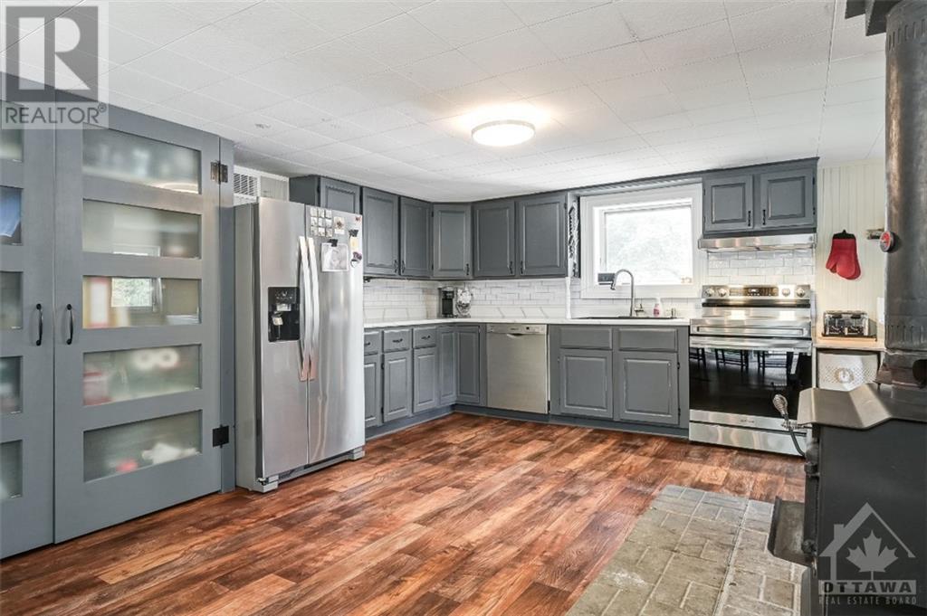 201 Jack Street, Kemptville, Ontario  K0G 1J0 - Photo 14 - 1357195