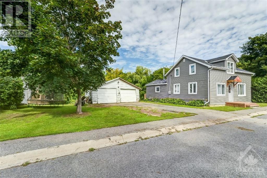 201 Jack Street, Kemptville, Ontario  K0G 1J0 - Photo 4 - 1357195