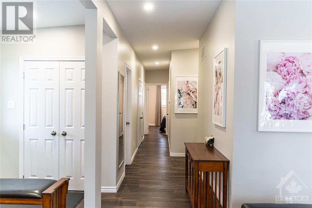 1295 Meadowlands Drive E, Ottawa, Ontario  K2E 6K4 - Photo 8 - 1354008