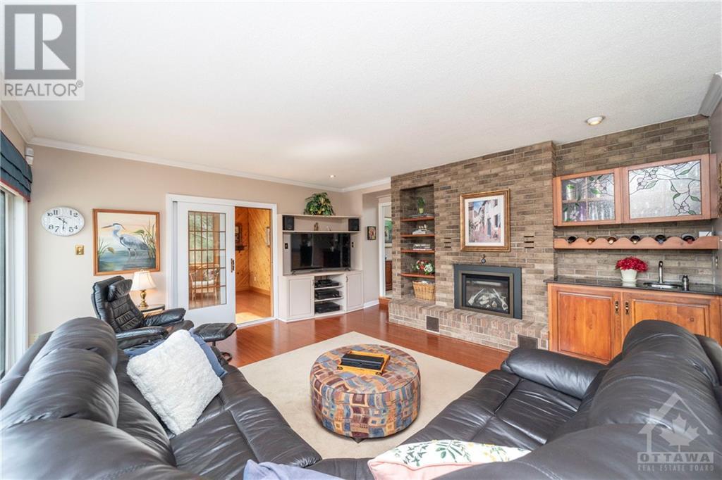 5533 South Island Park Drive, Manotick, Ontario  K4M 1J2 - Photo 11 - 1357267