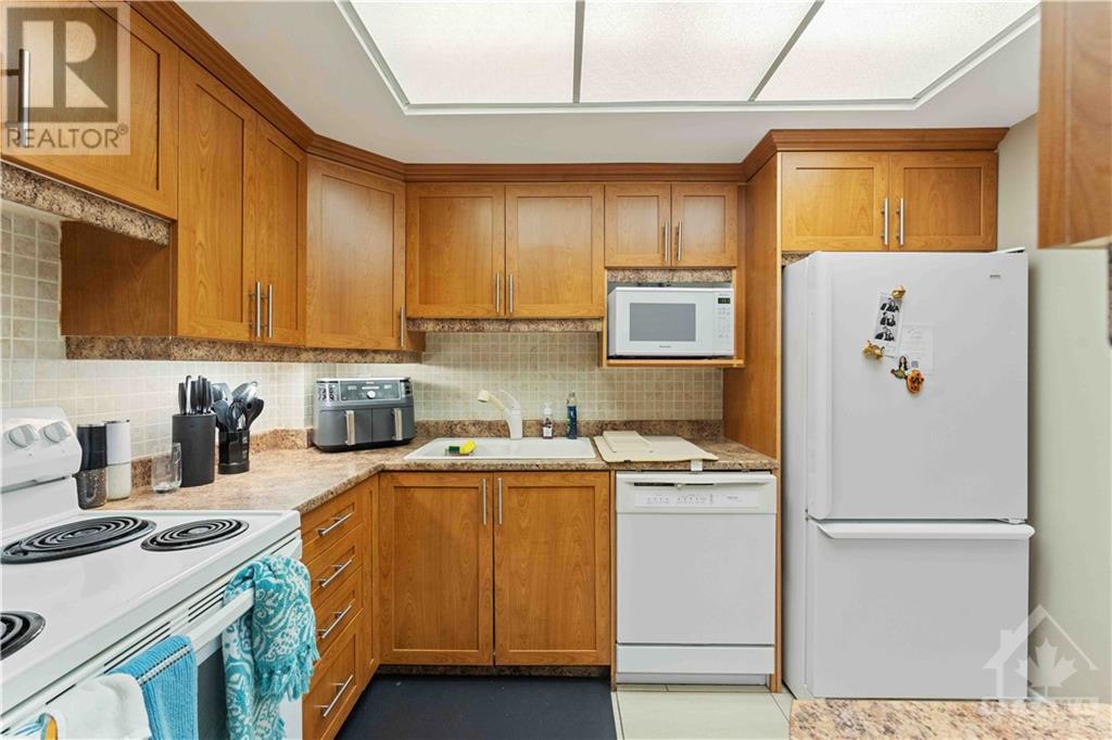 500 Laurier Avenue W Unit#505, Ottawa, Ontario  K1R 5E1 - Photo 13 - 1357437