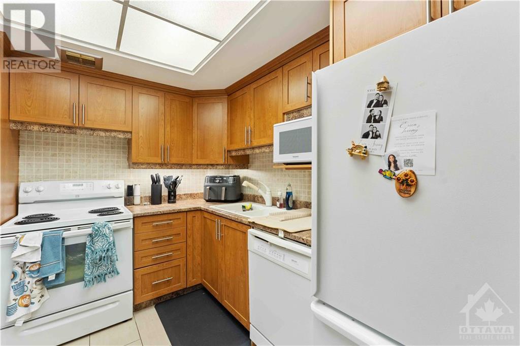 500 Laurier Avenue W Unit#505, Ottawa, Ontario  K1R 5E1 - Photo 17 - 1357437