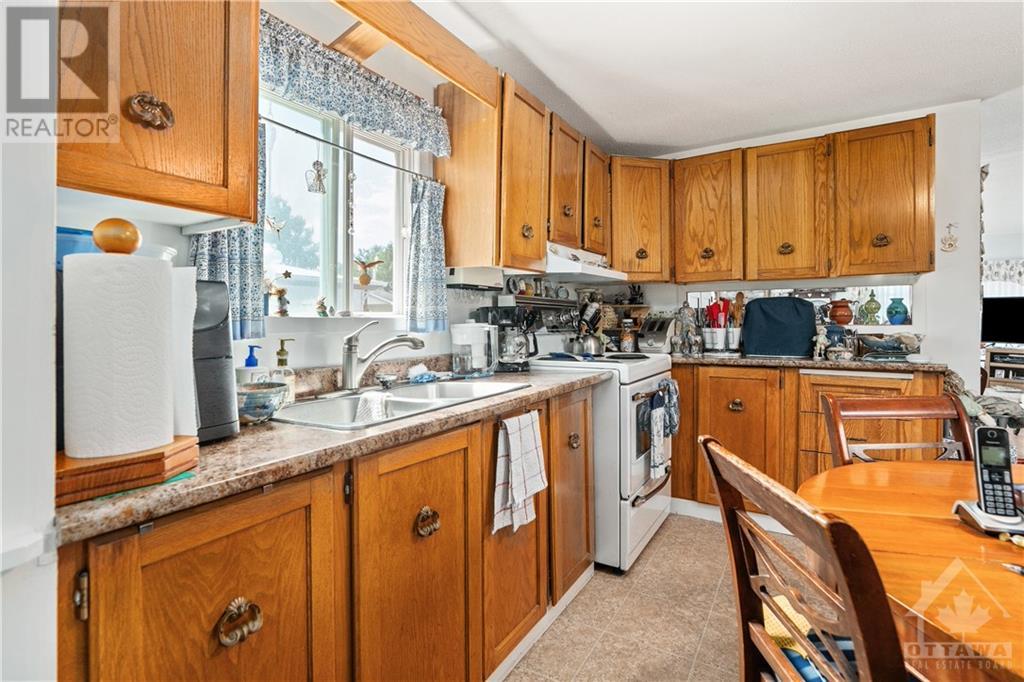 8250 County Road 17 Road Unit#505, Rockland, Ontario  K4K 1K7 - Photo 4 - 1357211