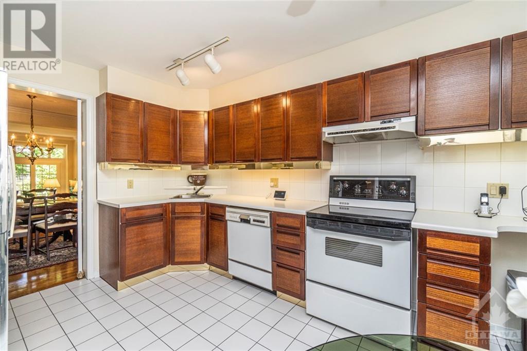 17 Waterford Way, Ottawa, Ontario  K2E 7V4 - Photo 12 - 1357477