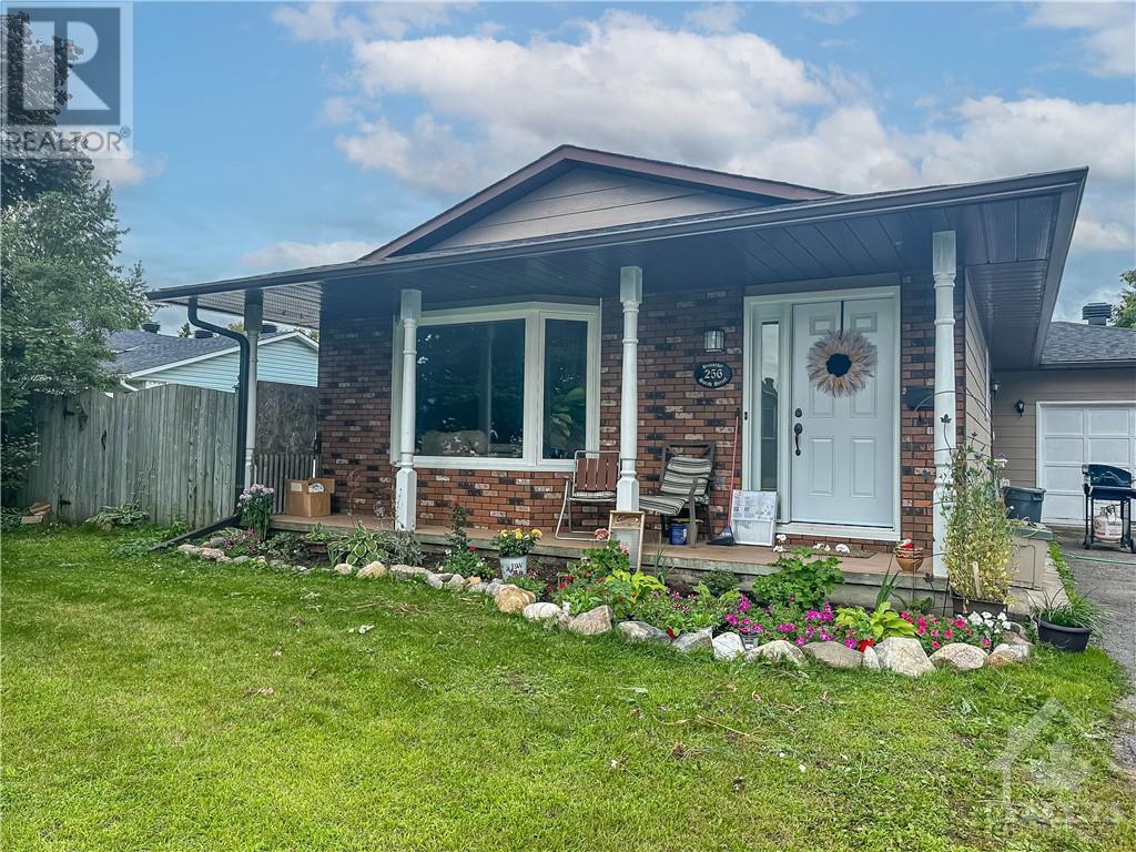 256 SARAH STREET, carleton place, Ontario