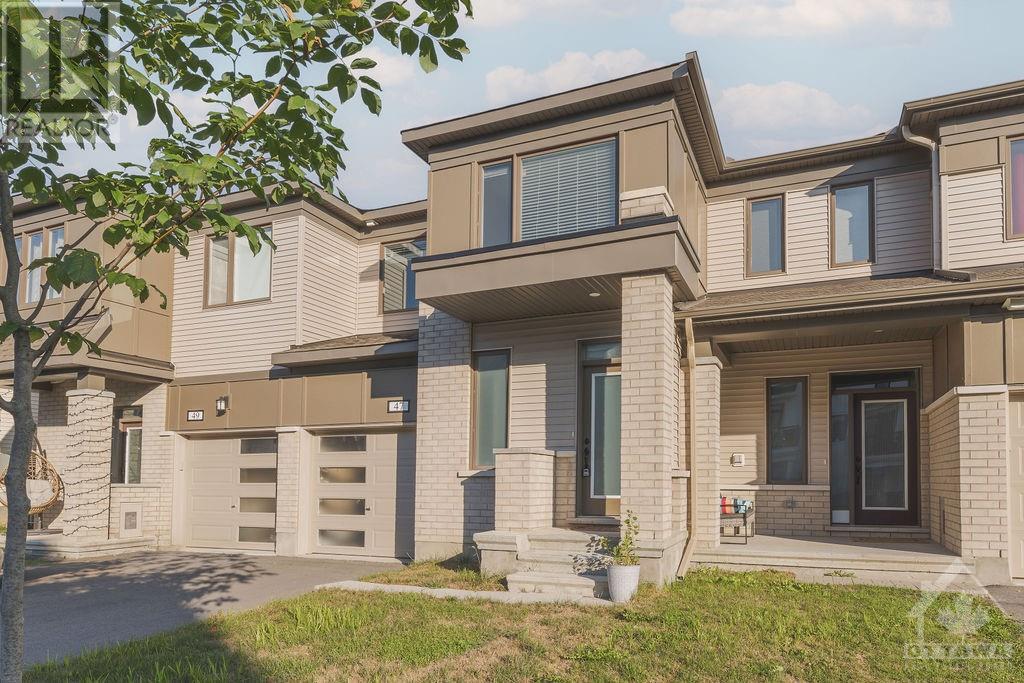 47 CASPIAN ROW, ottawa, Ontario