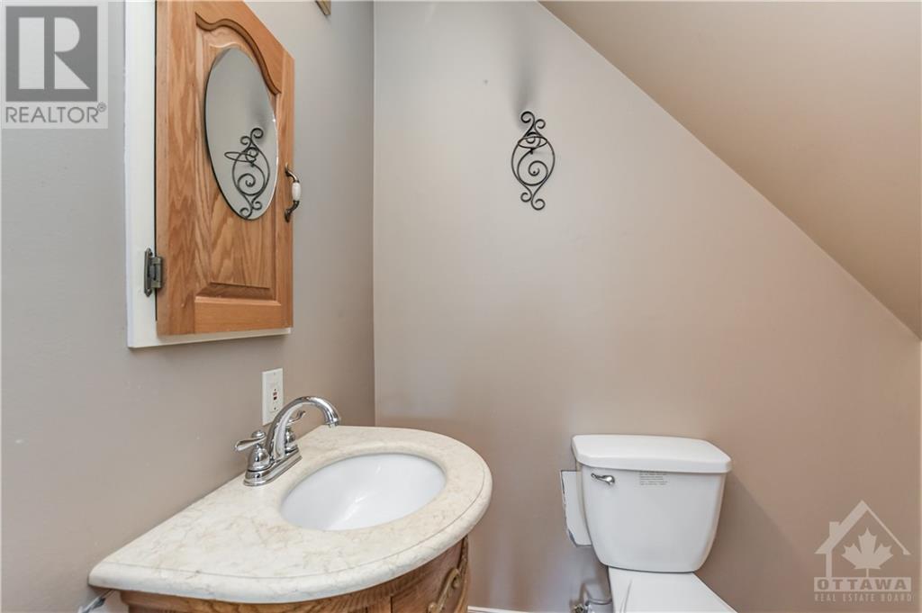 2770 Pierrette Drive, Cumberland, Ontario  K4C 1B6 - Photo 14 - 1357792