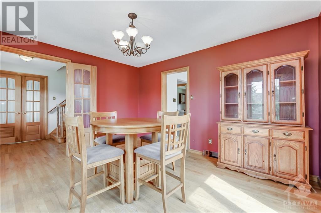 2770 Pierrette Drive, Cumberland, Ontario  K4C 1B6 - Photo 7 - 1357792