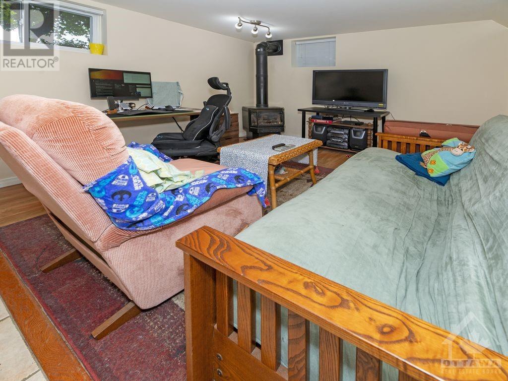 853 Blair Road, Gloucester, Ontario  K1J 7M8 - Photo 17 - 1357786