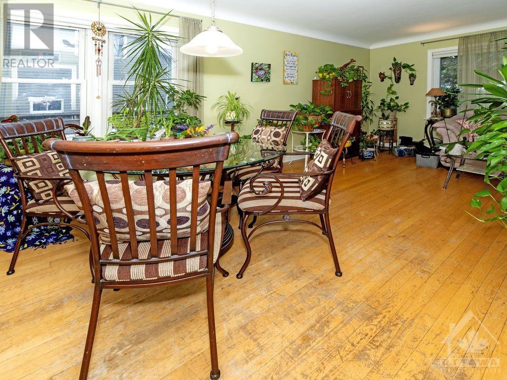 853 Blair Road, Gloucester, Ontario  K1J 7M8 - Photo 8 - 1357786