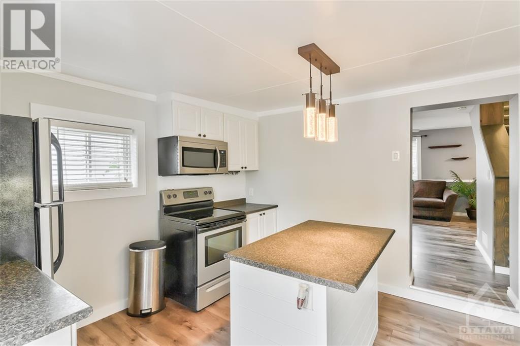 30 Spring Street, Almonte, Ontario  K0A 1A0 - Photo 4 - 1357571