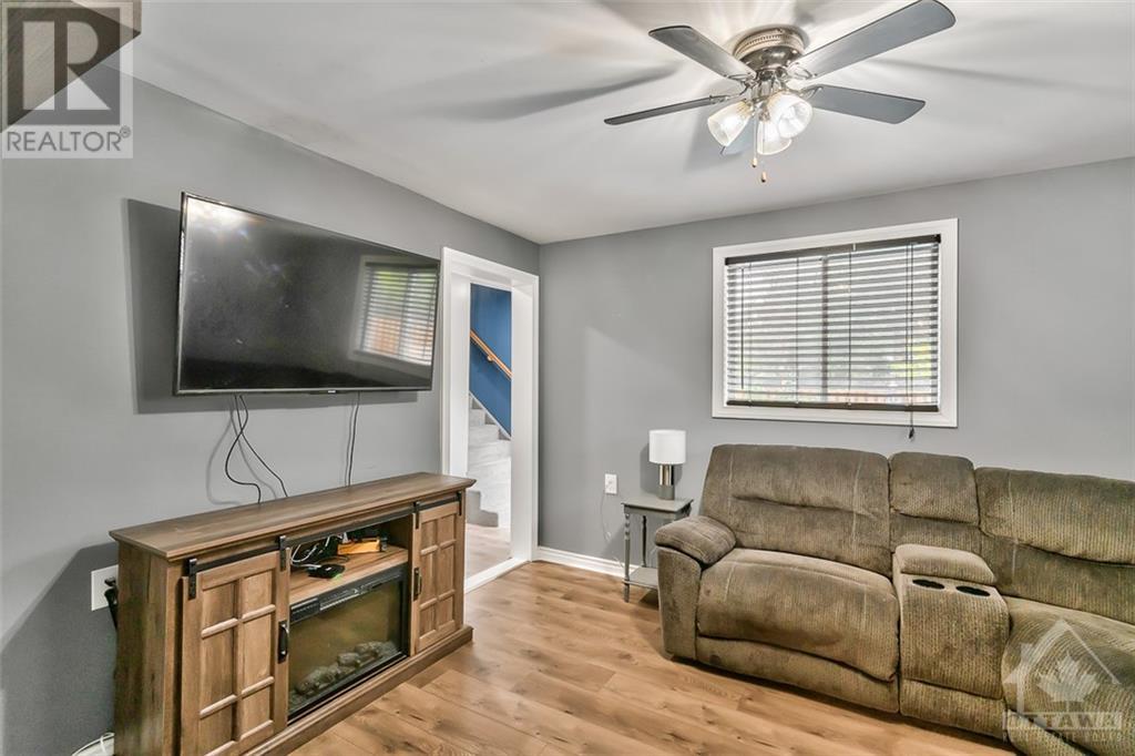 30 Spring Street, Almonte, Ontario  K0A 1A0 - Photo 8 - 1357571