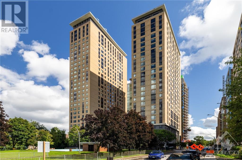105 CHAMPAGNE AVENUE UNIT#2218, ottawa, Ontario