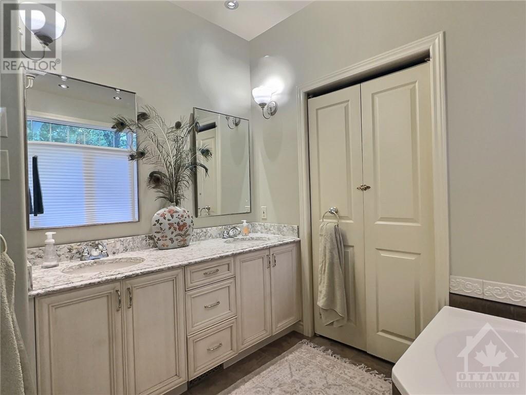 10439 Galop Lane, Iroquois, Ontario  K0E 1K0 - Photo 14 - 1357339