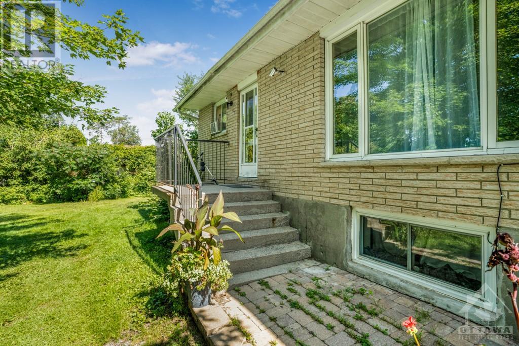 1354-1358 Du Parc Avenue, Rockland, Ontario  K4K 1C3 - Photo 5 - 1358273