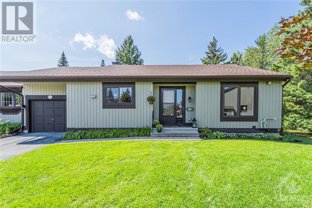 27 Glen Abbey Crescent, Stittsville, Ontario  K2S 1R6 - Photo 2 - 1357934