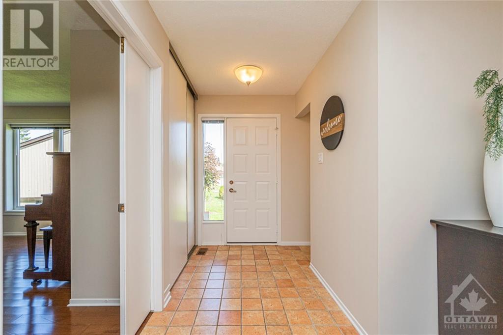27 Glen Abbey Crescent, Stittsville, Ontario  K2S 1R6 - Photo 6 - 1357934