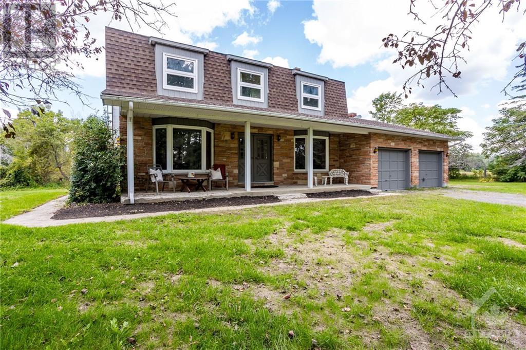 7827 Jock Trail, Richmond, Ontario  K0A 2Z0 - Photo 2 - 1355263