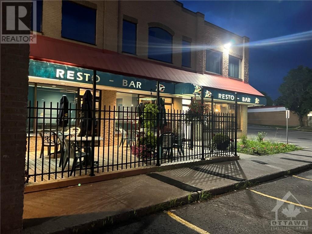 210 CENTRUM BOULEVARD UNIT#111, ottawa, Ontario