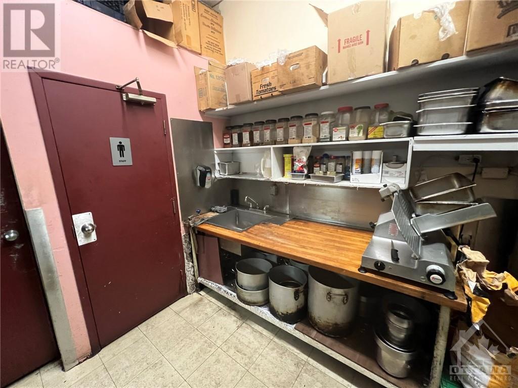 210 Centrum Boulevard Unit#111, Ottawa, Ontario  K1E 3V7 - Photo 18 - 1353825