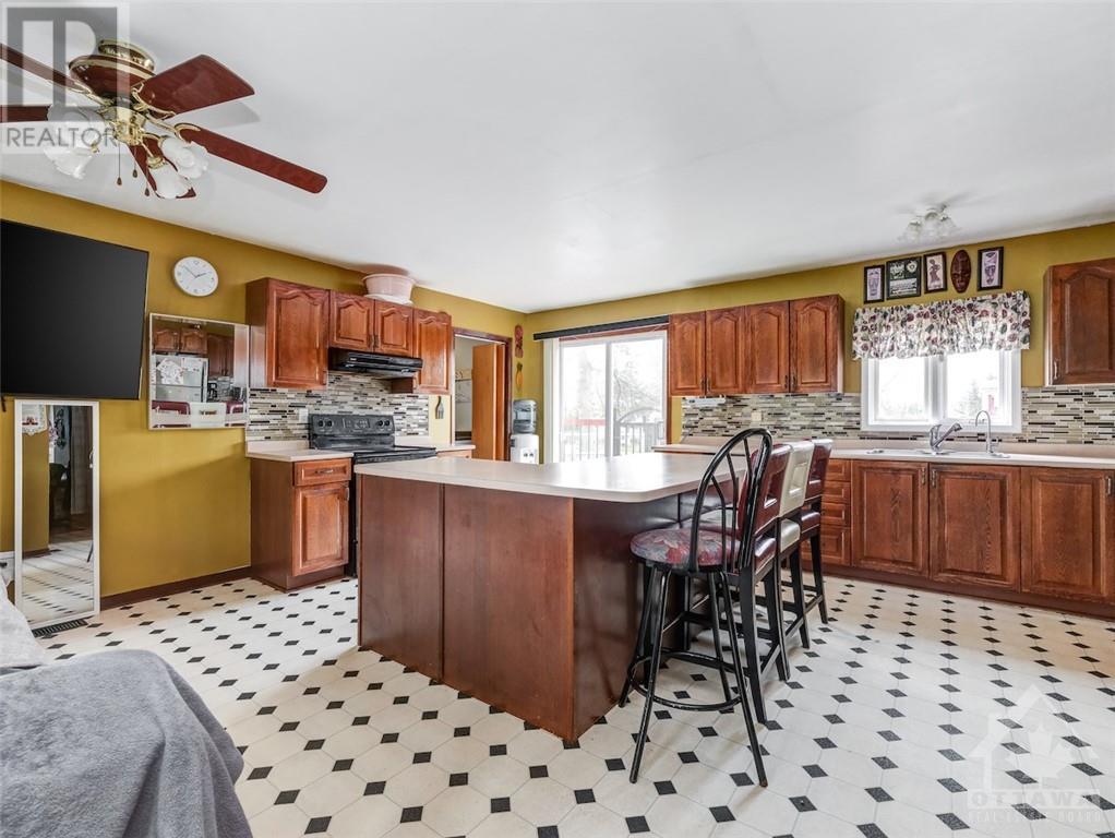 14 Cockburn Street, Berwick, Ontario  K0C 1G0 - Photo 5 - 1358730