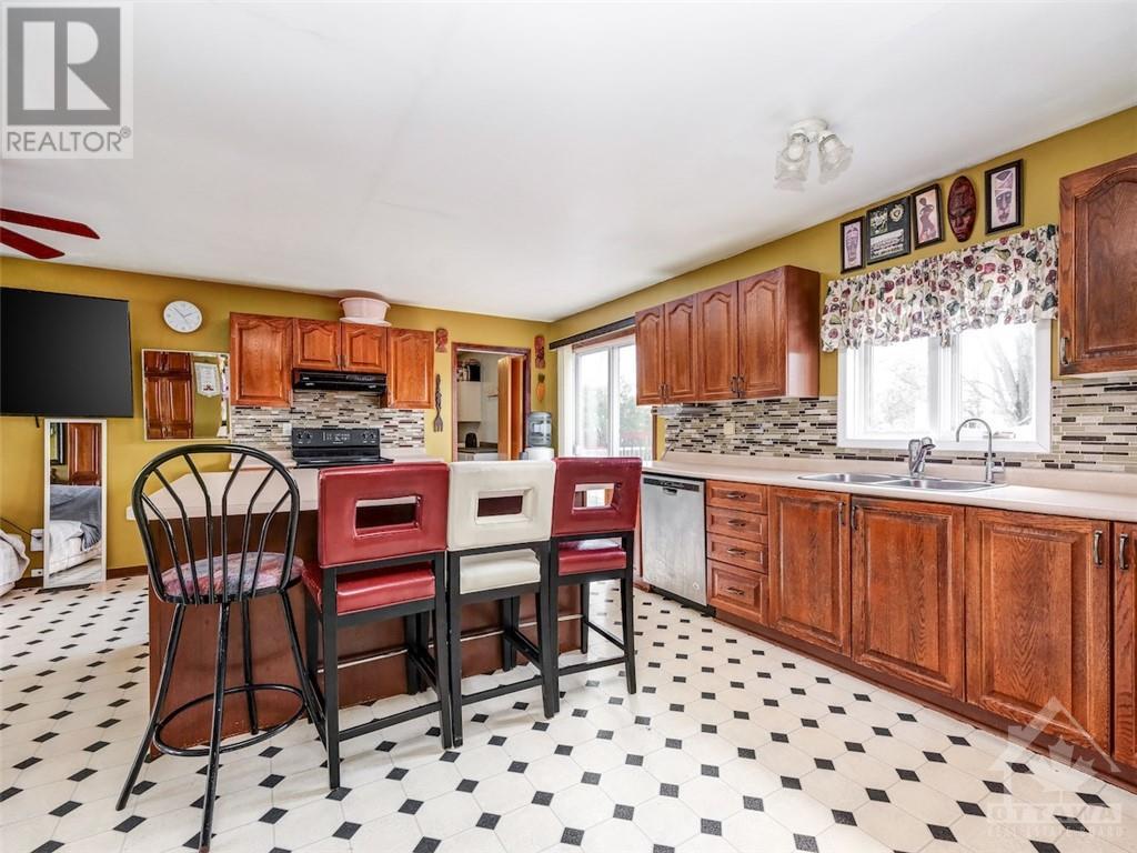 14 Cockburn Street, Berwick, Ontario  K0C 1G0 - Photo 7 - 1358730