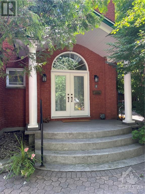 15 Juliana Road, Ottawa, Ontario  K1M 1K2 - Photo 2 - 1357242