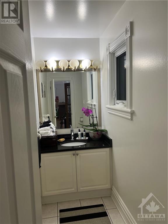 15 Juliana Road, Ottawa, Ontario  K1M 1K2 - Photo 3 - 1357242