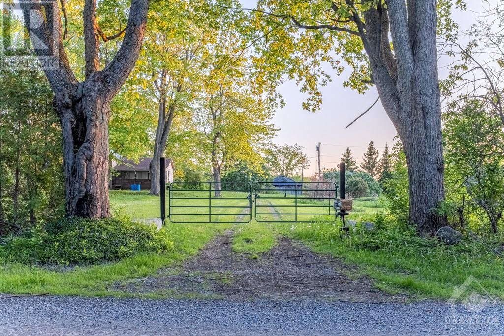 2720 Wylie Road, Glen Robertson, Ontario  K0B 1H0 - Photo 18 - 1358498