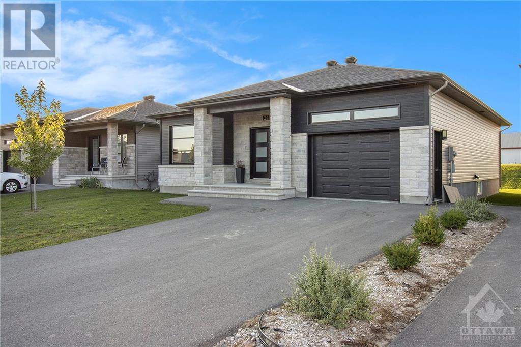 34 CLOVER LANE, long sault, Ontario
