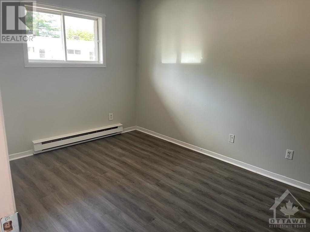 55/59 Mohns Avenue, Petawawa, Ontario  K8H 2H1 - Photo 16 - 1358791