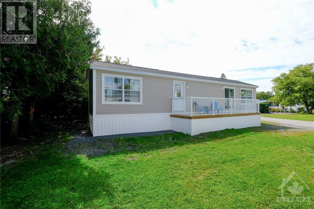 11 Bonner Street, Nepean, Ontario  K2H 7S9 - Photo 4 - 1358694