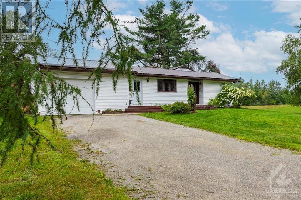 2833 Donnelly Drive, Ottawa, Ontario  K0G 1J0 - Photo 2 - 1358759
