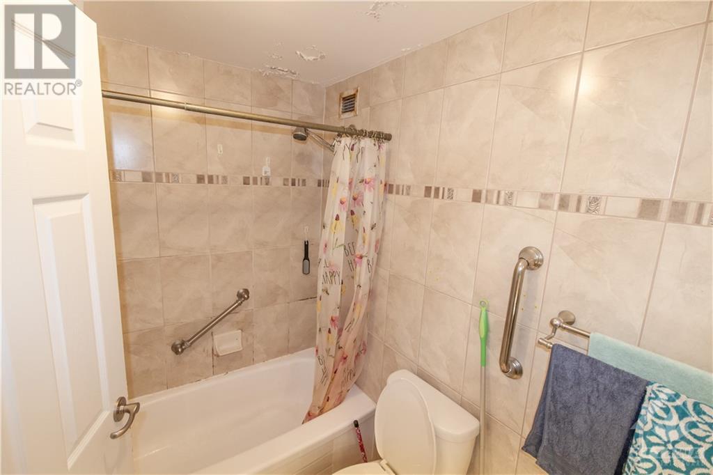 1465 Baseline Road Unit#604, Ottawa, Ontario  K2C 3L9 - Photo 17 - 1352653