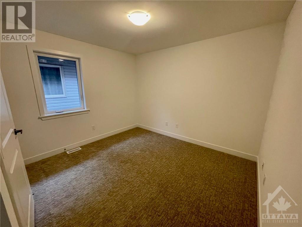 315 Chamomile Way, Ottawa, Ontario  K1T 0X1 - Photo 5 - 1358924