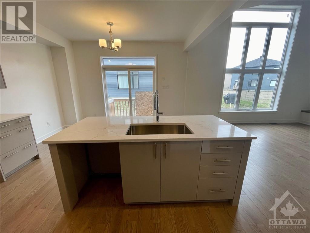 315 Chamomile Way, Ottawa, Ontario  K1T 0X1 - Photo 8 - 1358924